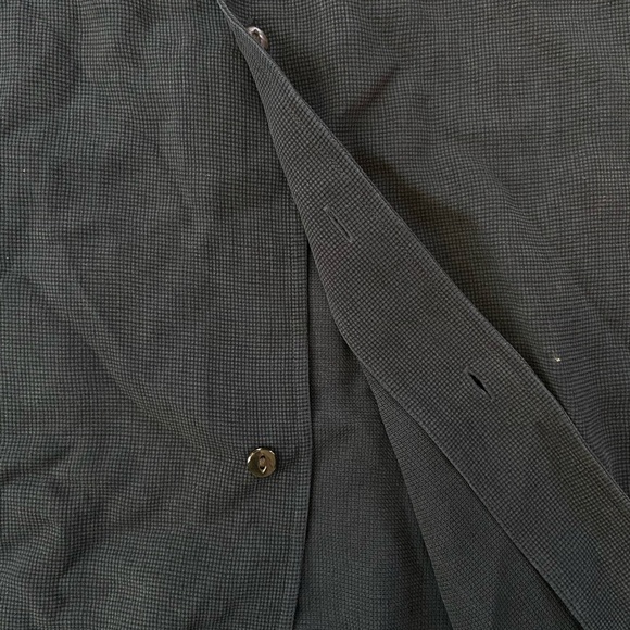 100% Silk Button Up - Picture 8 of 8